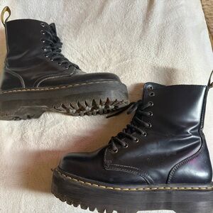 Dr. Martens Jadon (Barely worn)